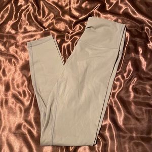Lululemon cropped leggings